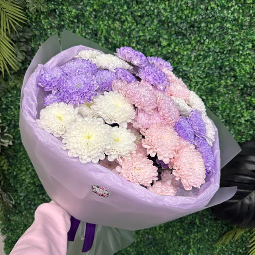 Радужный букет 9 кустовых хризантем 💜