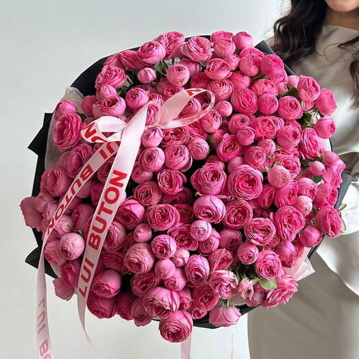 Букет "51 кустовых роз Giselle"