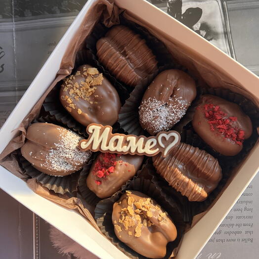 Королевский финик с орехами в шоколаде Маме