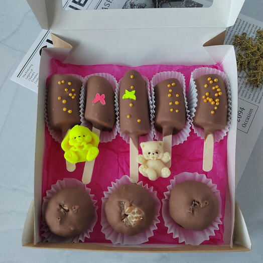 Набор. Банан в шоколаде+мандарин в шоколаде+шоколадные фигурки. Подарок