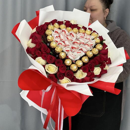 Букет роз🌹Рафаэлло и Ферреро