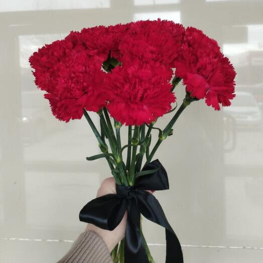 Траурная гвоздика 10 штук