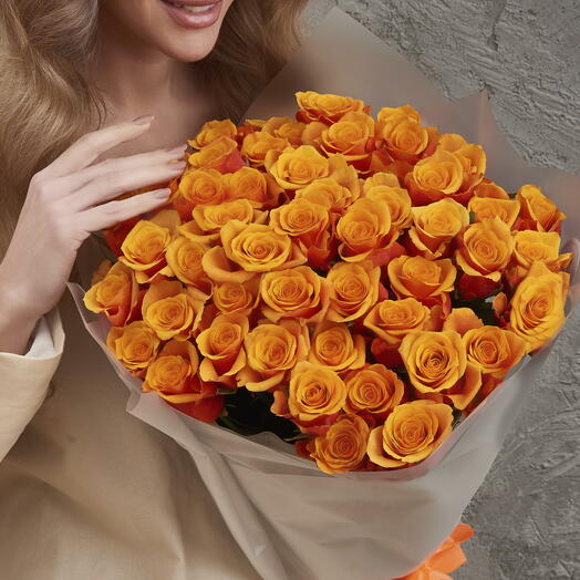 Ramo de rosas naranjas Espana, 51 piezas, 50 cm. Florentika