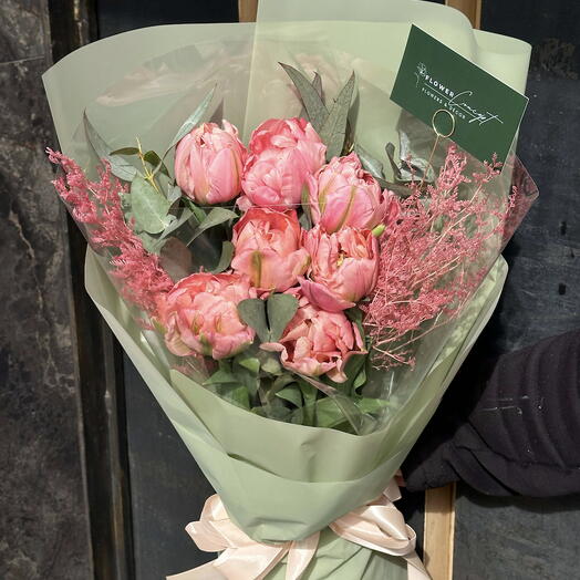 Пионовидные тюльпаны