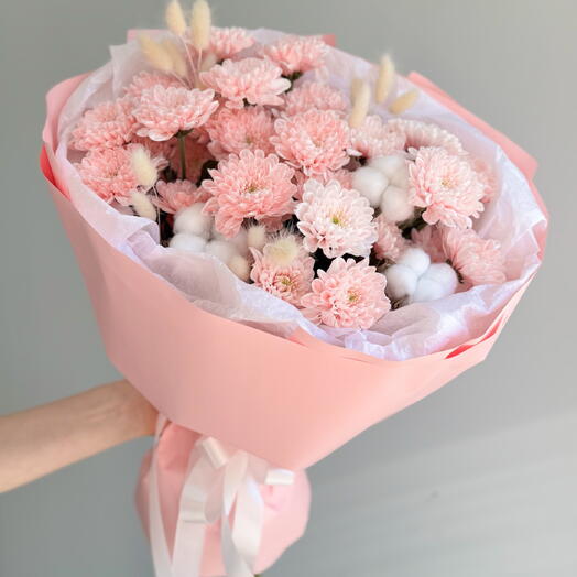 Букетик из розовых нежных хризантем и сухоцветов 🌸
