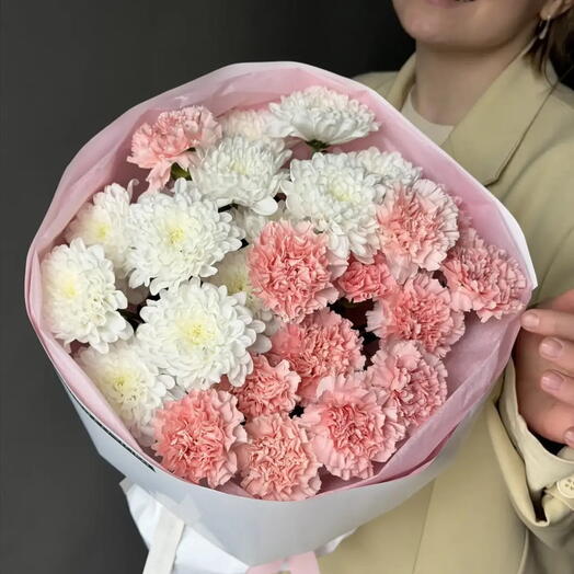 Дуо-букет из хризантемы и гвоздики