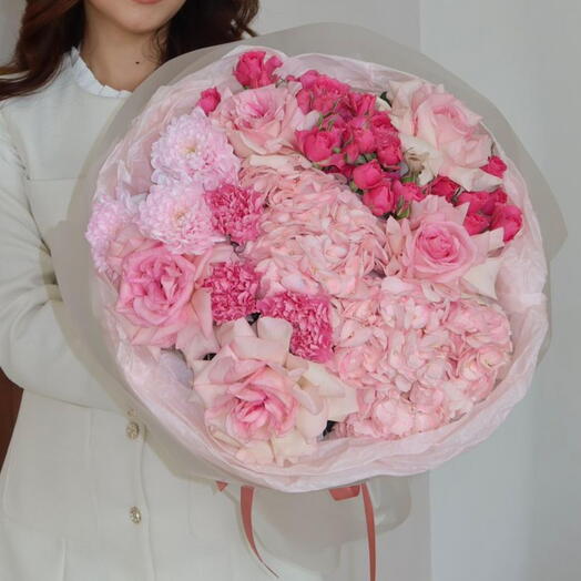 Розовый букет BLUSH ELEGANCE