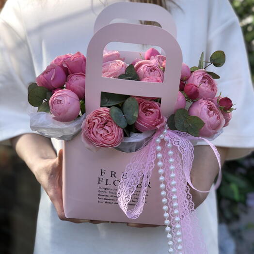 🩷🩷🩷Цветы в сумочке Freah flowers с кустовыми пионовидными розами сорта Silva pink