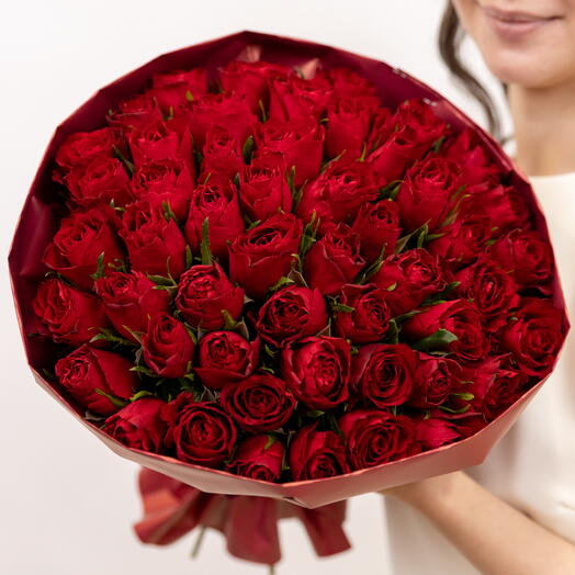 Букет из 51 красной розы Madam Red