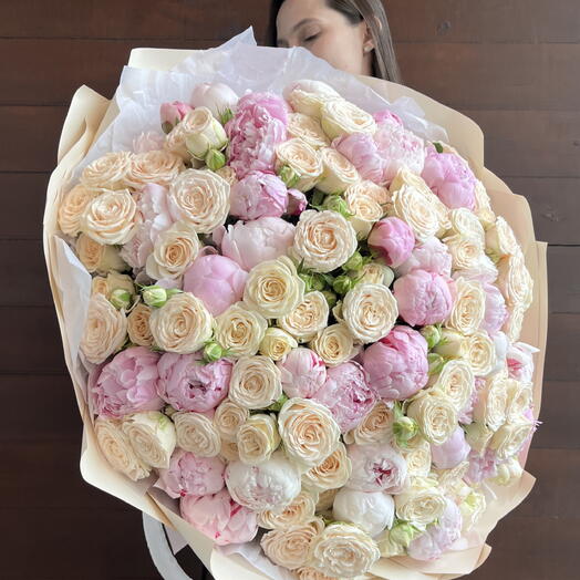 ВАУ БУКЕТ «ПИОНЫ и Розы кустовые пионовидные» | 35 пионов и 20 кустовых роз 🌸