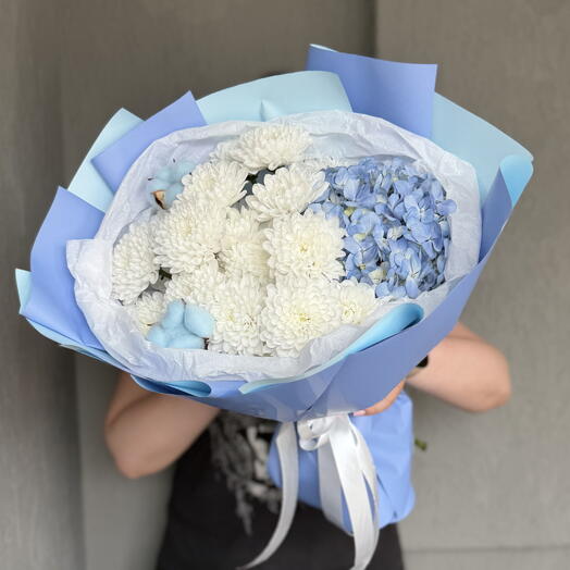 Авторский букет в голубых оттенках. Хризантема Алтай, гортензия, хлопок 💙
