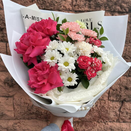 Букет 💐 «Нежность 🥰в деталях»🩷кустовая Роза 🌹 хризантемы 🌼диантусы🪻ароматные розы 🌹