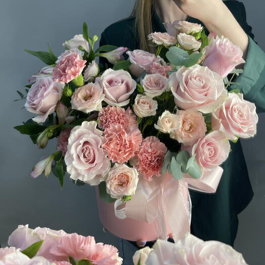Нежный букет в коробке Розовая нежность 🌸