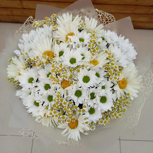 Букет из танацетума ,матрикарии и хризантемы 🌼🌼🌼