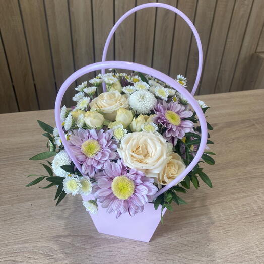 Цветочная Композиция с Хризантемой и Кремовой Розой💜