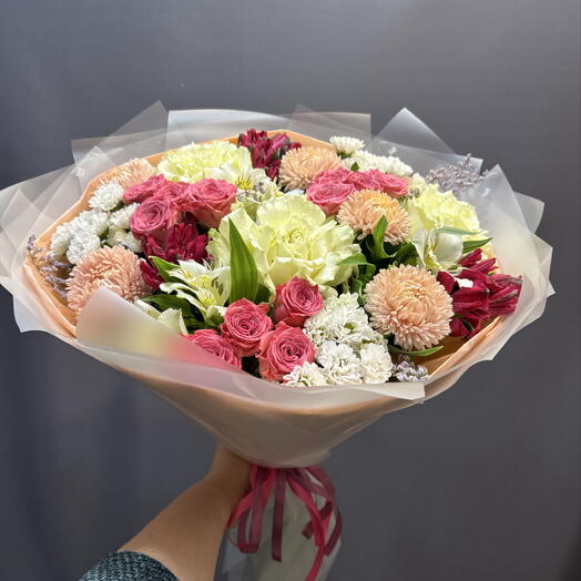 Букет комплимент с астрами