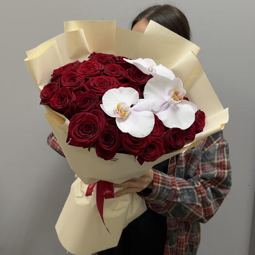 Букет красные розы и орхидеи 🌹/ для девушки, жены, маме , коллеге