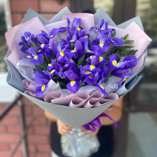Букет ирисов 💐