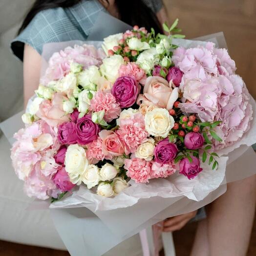 Bouquet WOW Hydrangea and Peony Rose