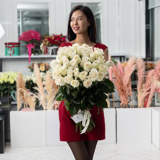 Bouquet of 35 white roses 80 cm