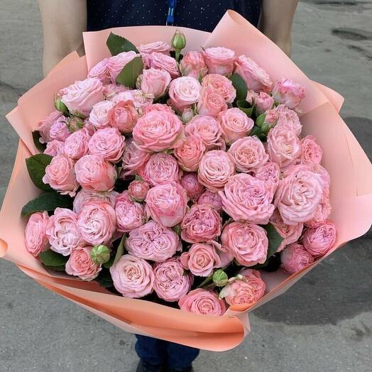 Пионовидные кустовые розы