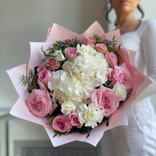 Pink and white bouquet with pink peony rose