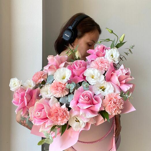 Микс из цветов нежных оттенков