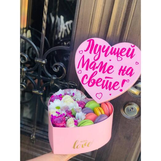 Подарок лучшей маме на свете цветы с макарони