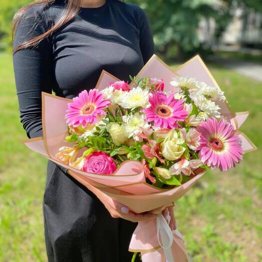 Букет с розовыми Герберами
