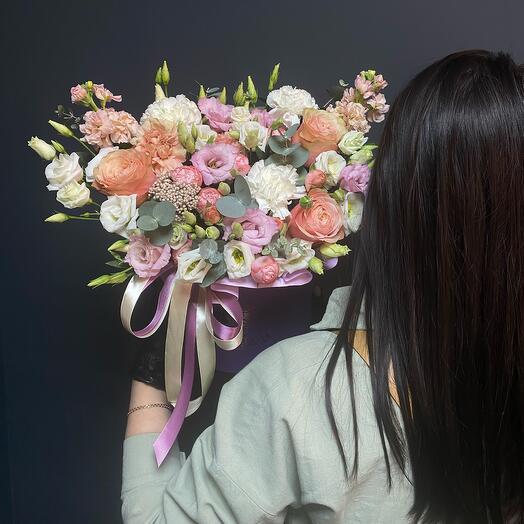 Gran Caja de flores "para los vulnerables"