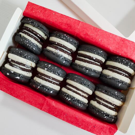 Крупные макаруны "Ваниль и Орео", 8 пирожных в наборе