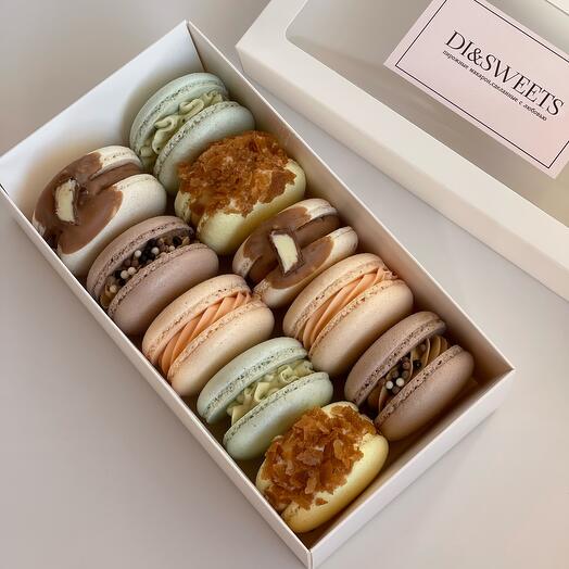 Ассорти макарон 10 шт подарок на 23 февраля папе, мужу, брату