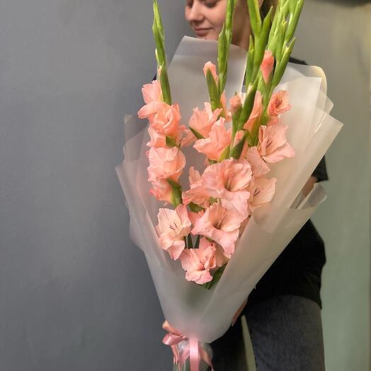 Букет персиковых гладиолусов 🧡