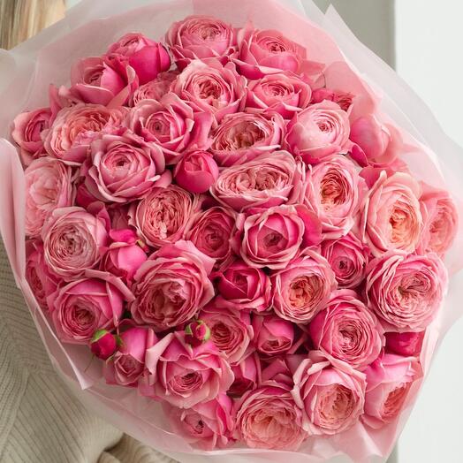 Нежный букет из кустовых роз Silva Pink