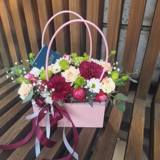 Цветы в коробке