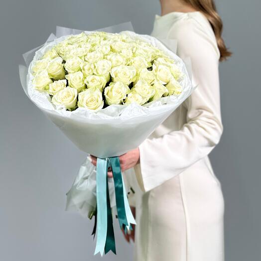 Ramo de 51 rosas blancas 2551