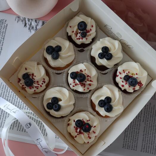 Набор капкейков ассорти подарочный сладкий вкусный подарок