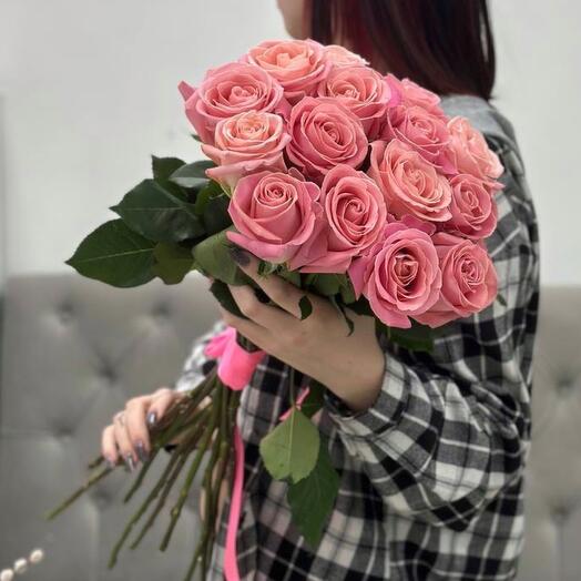 15 эквадорских розовых роз🌸