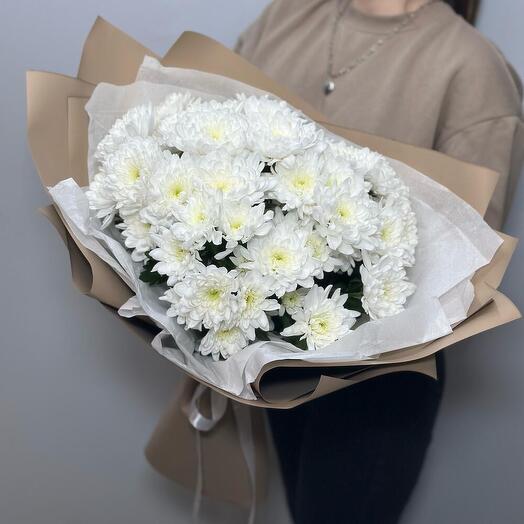 Букет из пушистой хризантемы