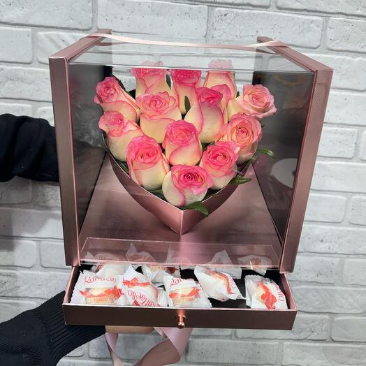 Розы и Раффаэлло в эксклюзивном боксе