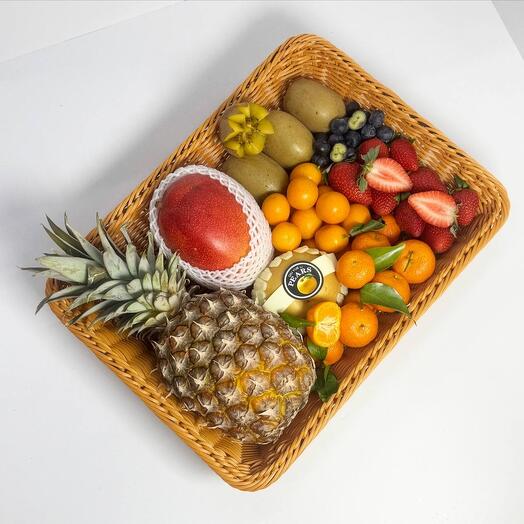 Set of fruits / Pineapple, mango, tangerines, pear-apple, kumquat, kiwi gold, blueberry, strawberry