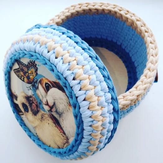 Корзина интерьерная зайцы