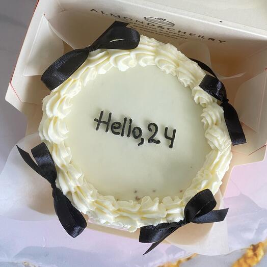 Бенто-торт с бантиками «Hello,24»