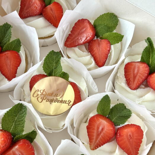 Набор капкейков «С днем рождения»(9 шт)