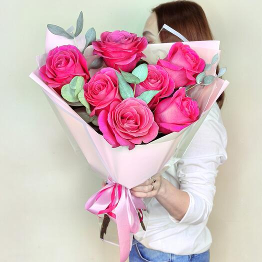 Bouquet of seven pink roses