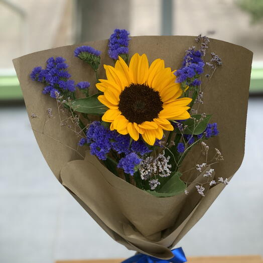 Sunflower bouquet in craft