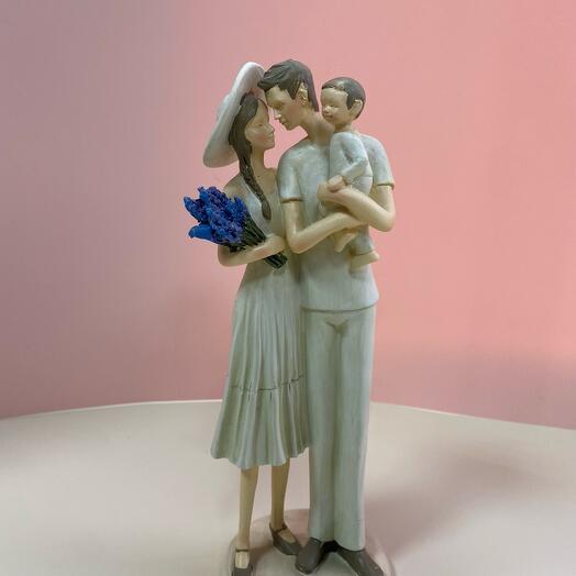 Статуэтка семья