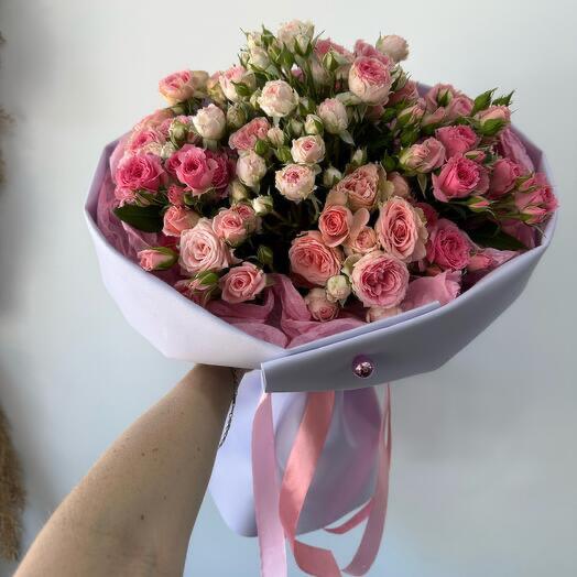Моно из микса кустовых роз в фоамиране