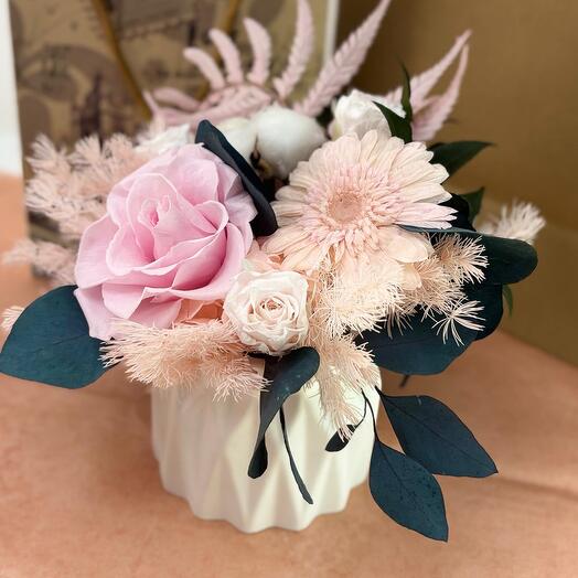 Композиция Нежнлсть