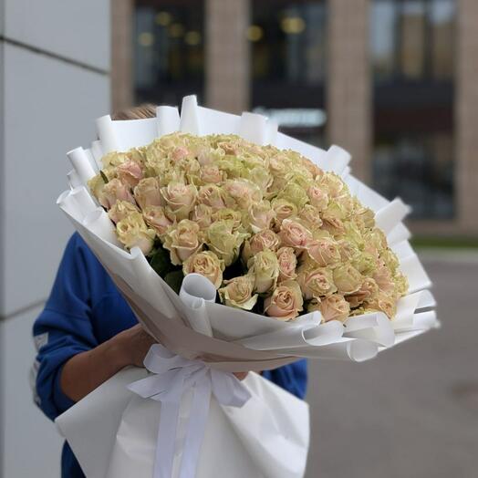101 роза в букете